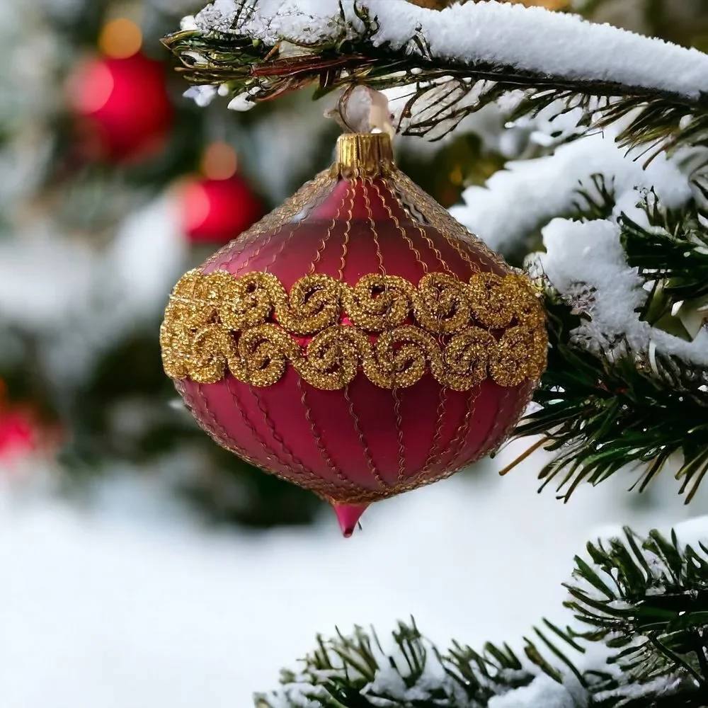 Hand Blown Glass Onion Shaped Ornament Fine Gold Chain Wrapped Victorian Germany